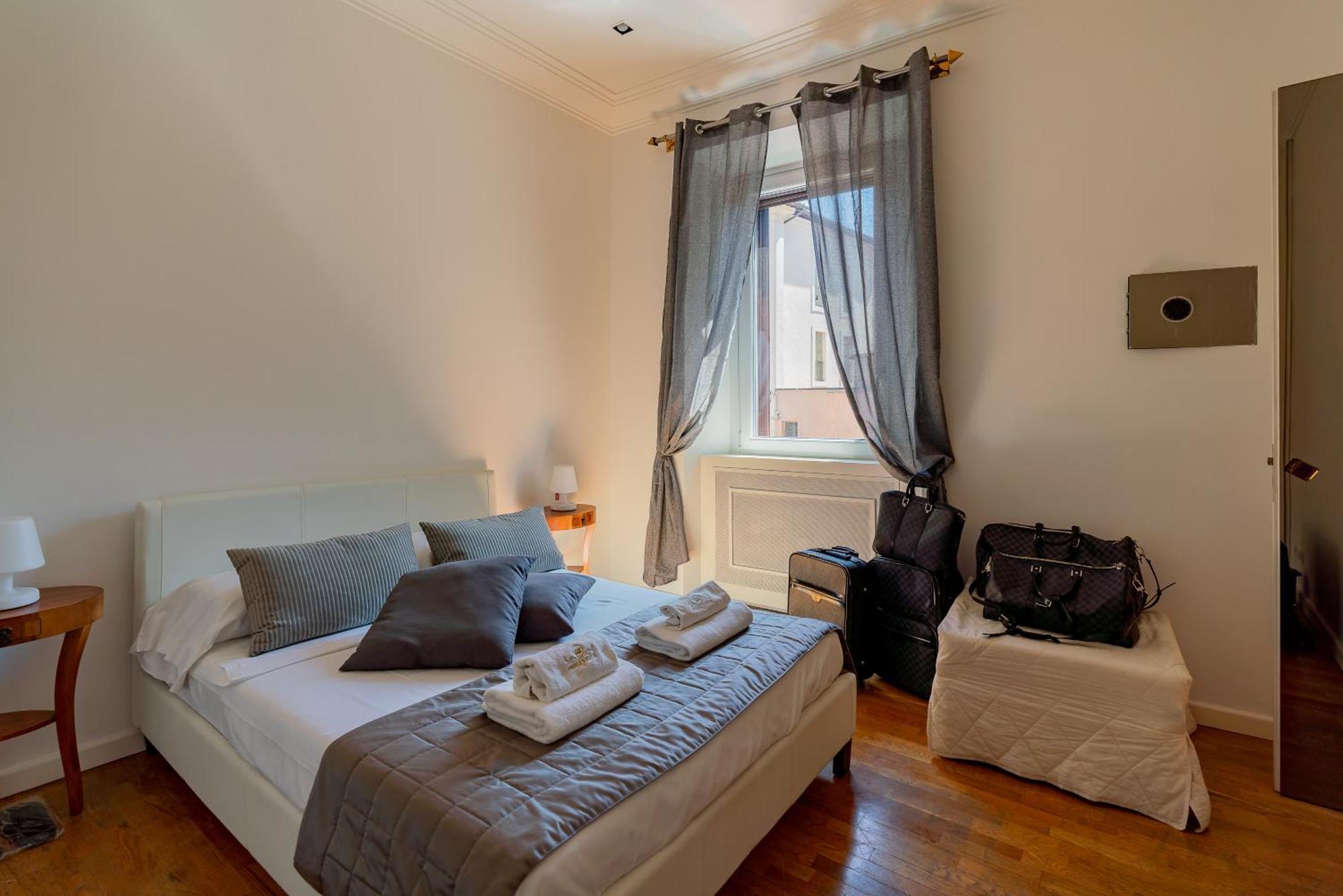 Bellavista Crispi Piazza Del Popolo Apartamento *