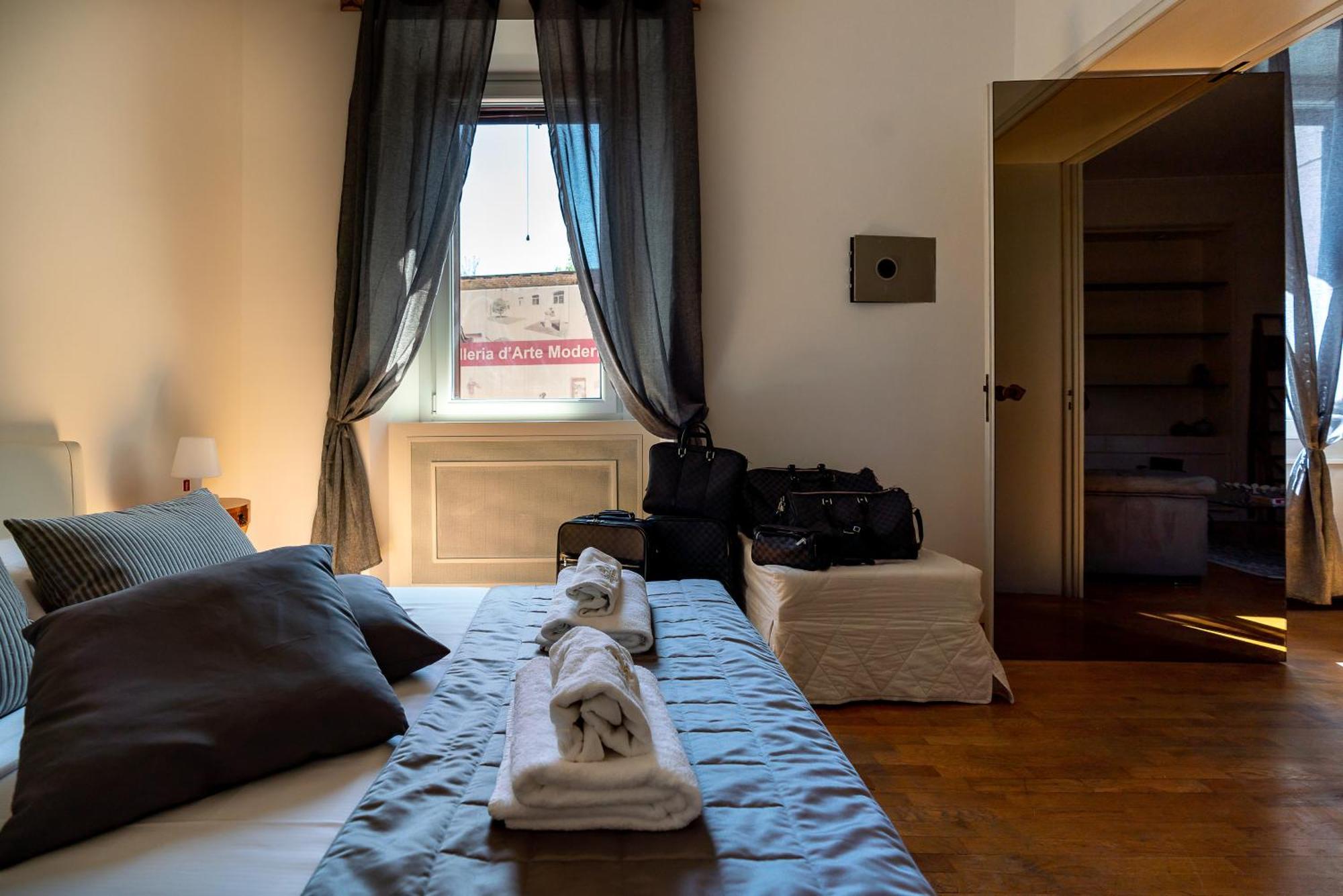 Bellavista Crispi Piazza Del Popolo Apartamento *